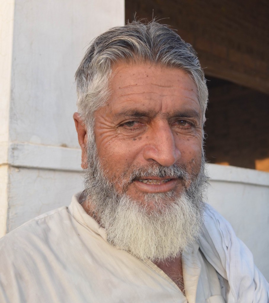 Ghulam Hussain- Adhi Sargal
